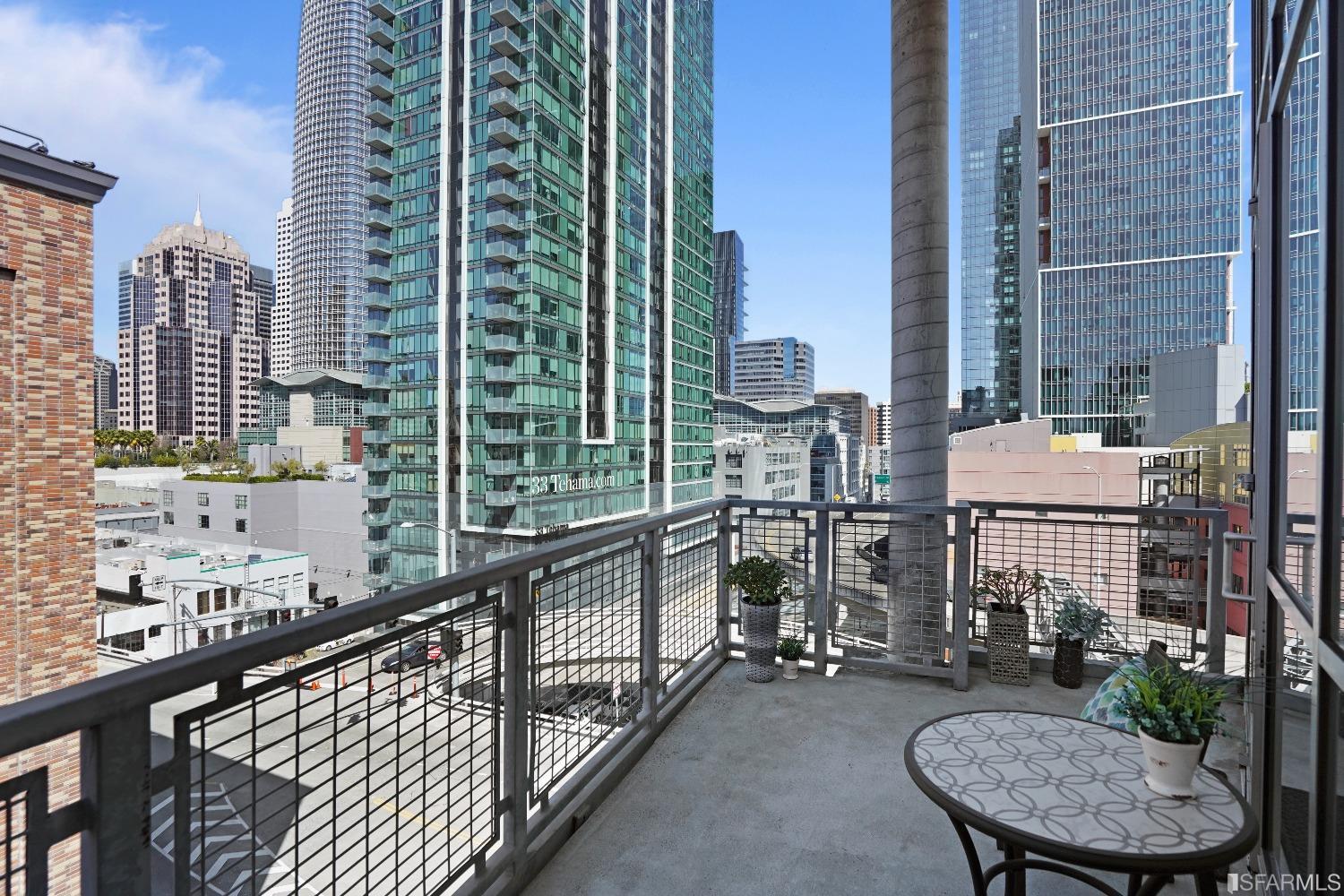 69 Clementina Street Unit: 804