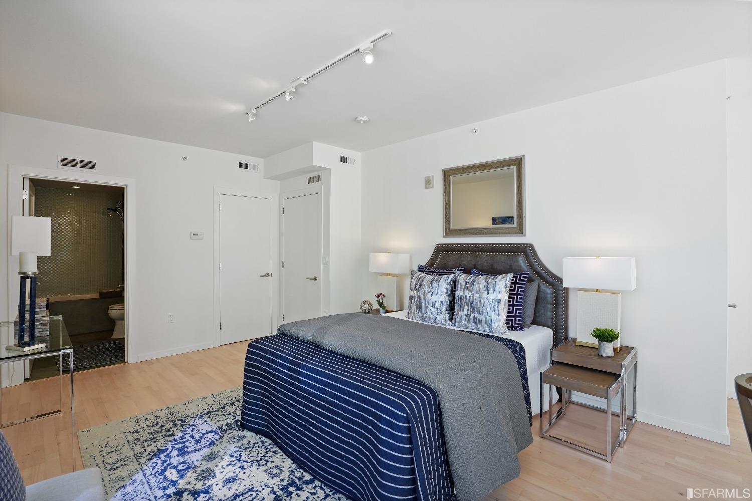 69 Clementina Street Unit: 804