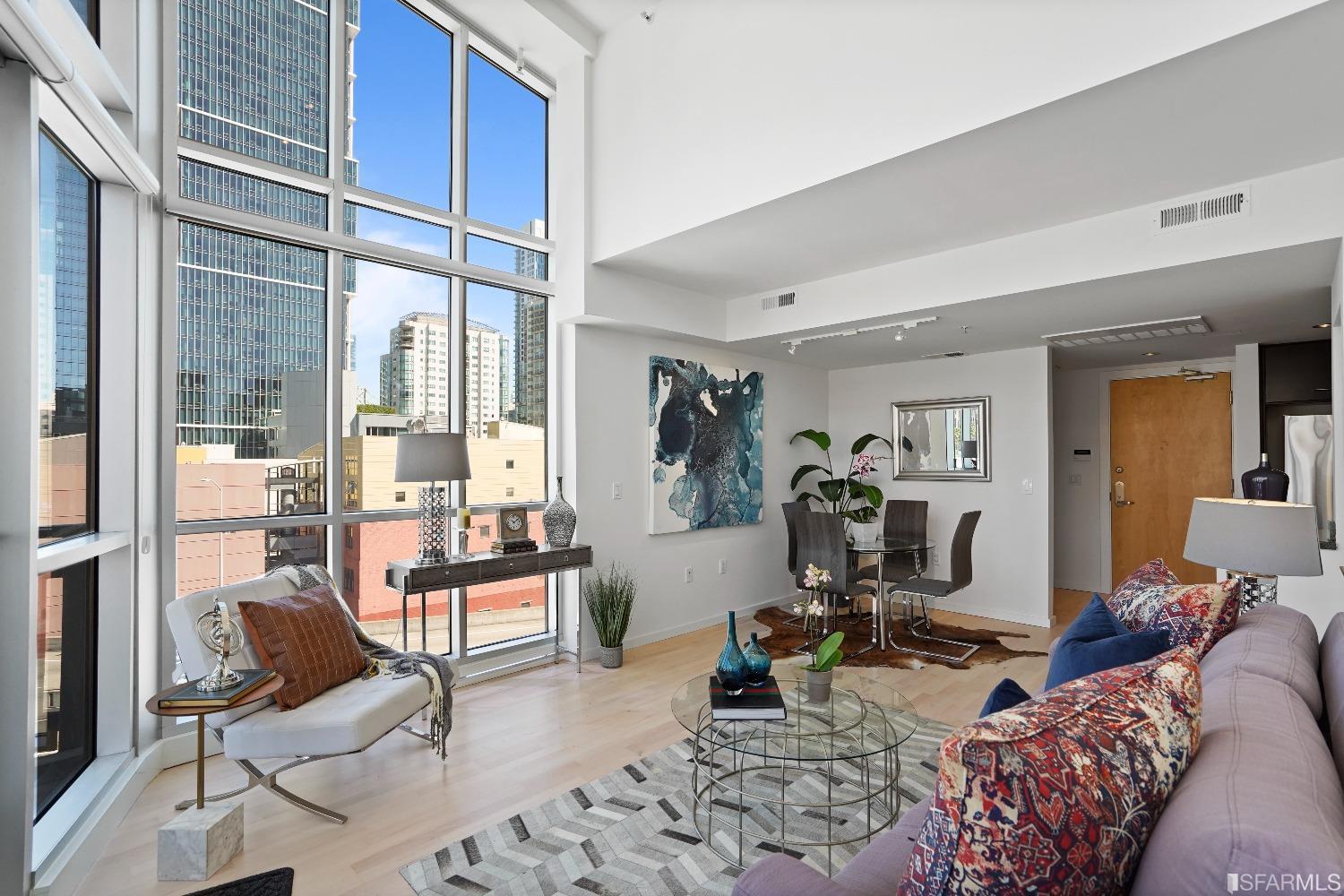 69 Clementina Street Unit: 804