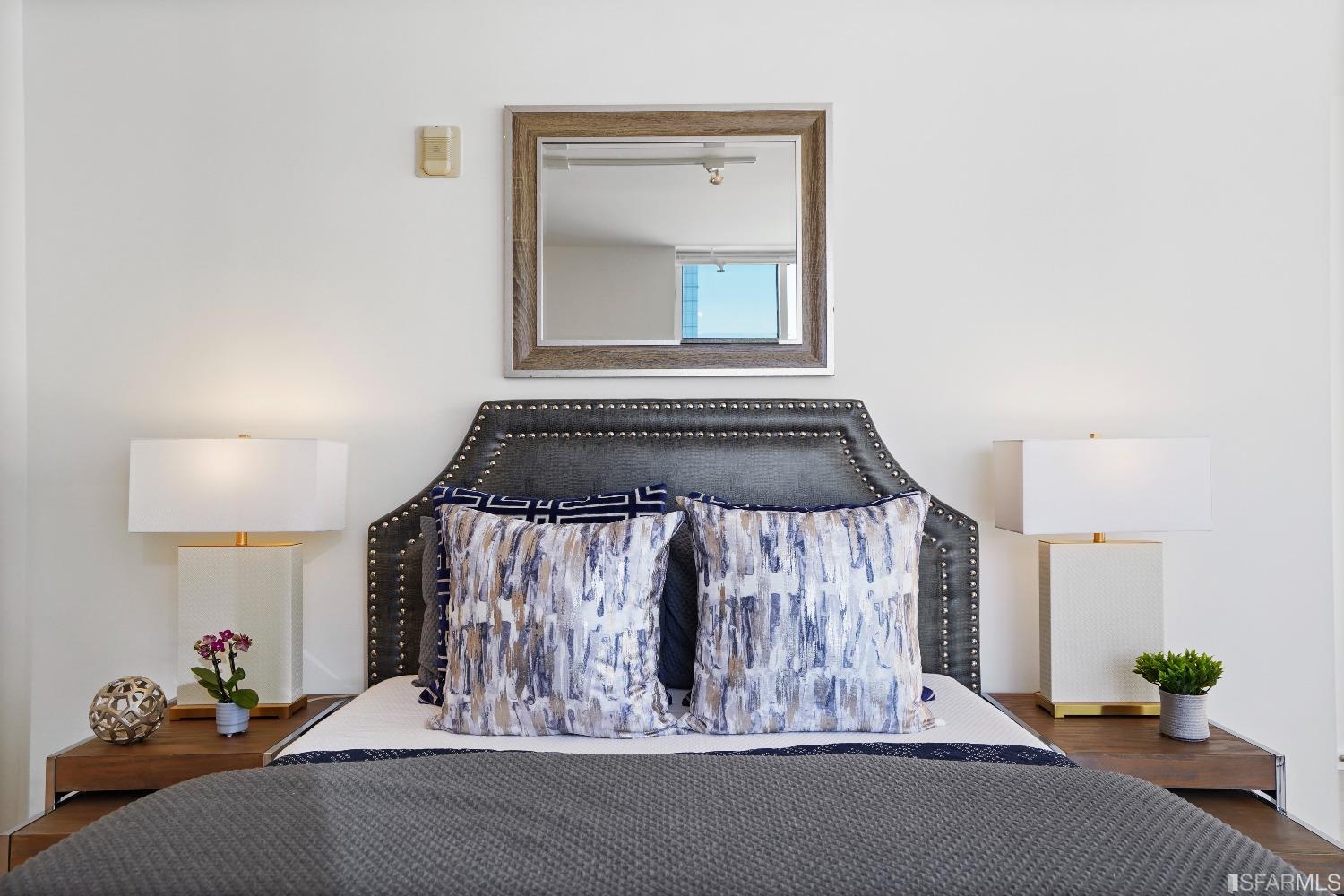 69 Clementina Street Unit: 804