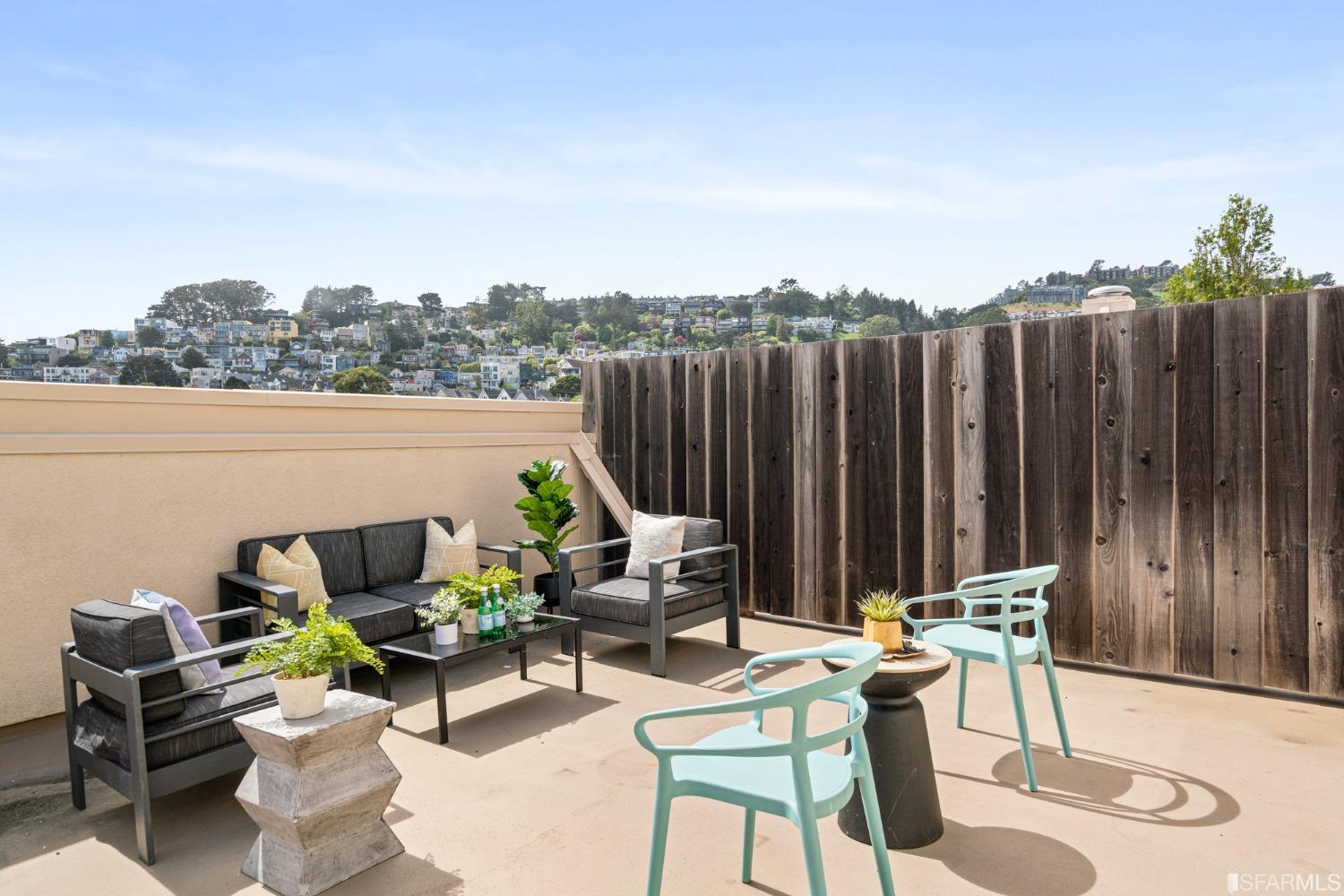 317 29th Street Unit: 404