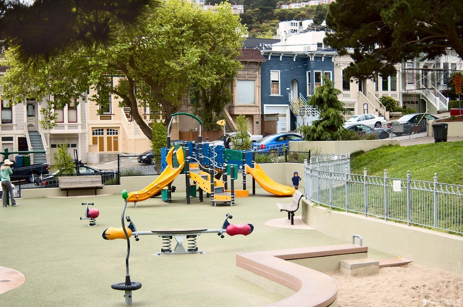 317 29th Street Unit: 404