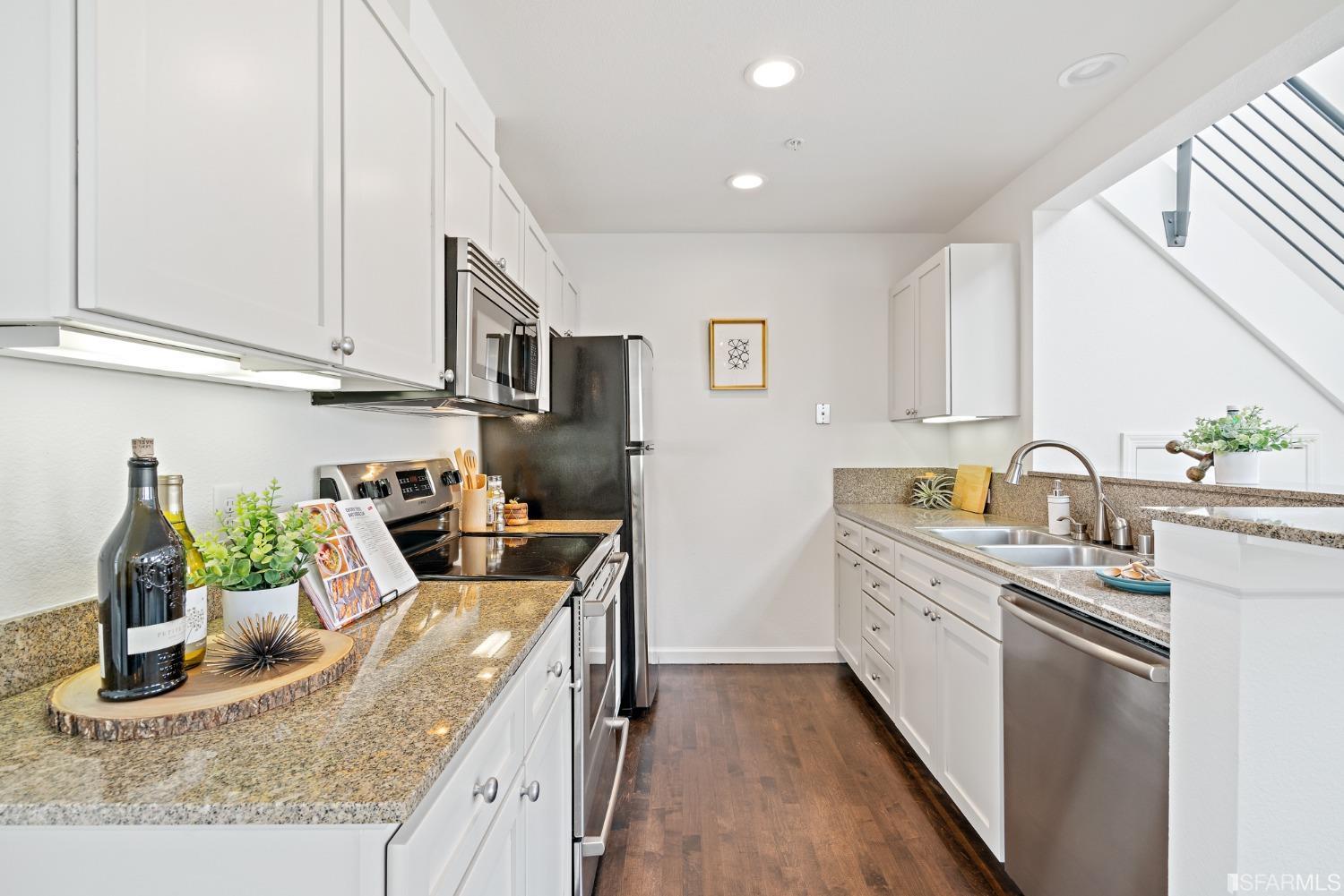 317 29th Street Unit: 404