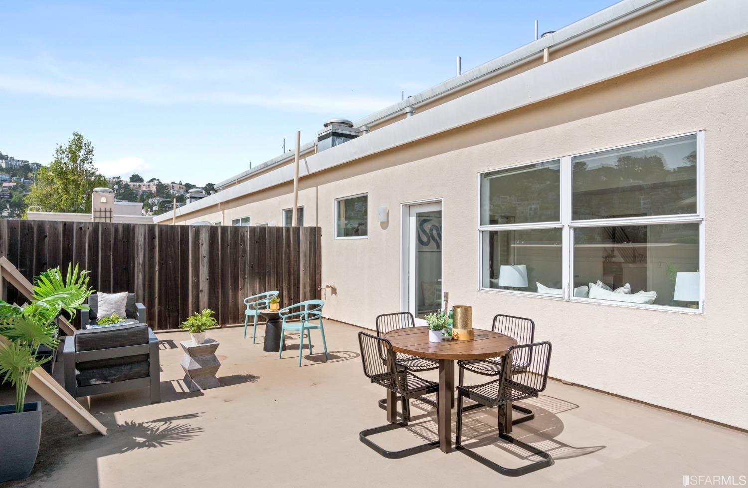 317 29th Street Unit: 404