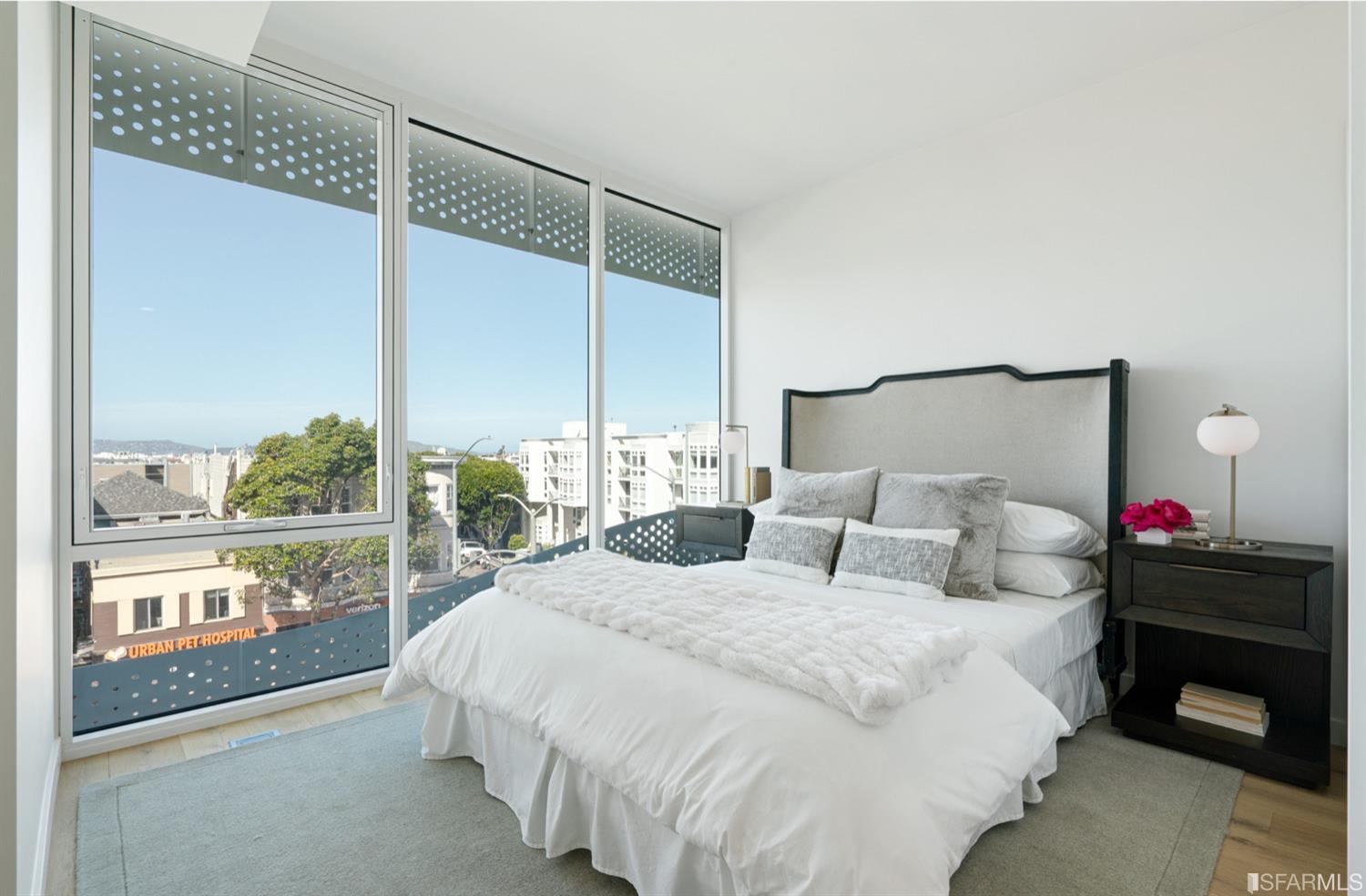 3131 Pierce Street Unit: 404