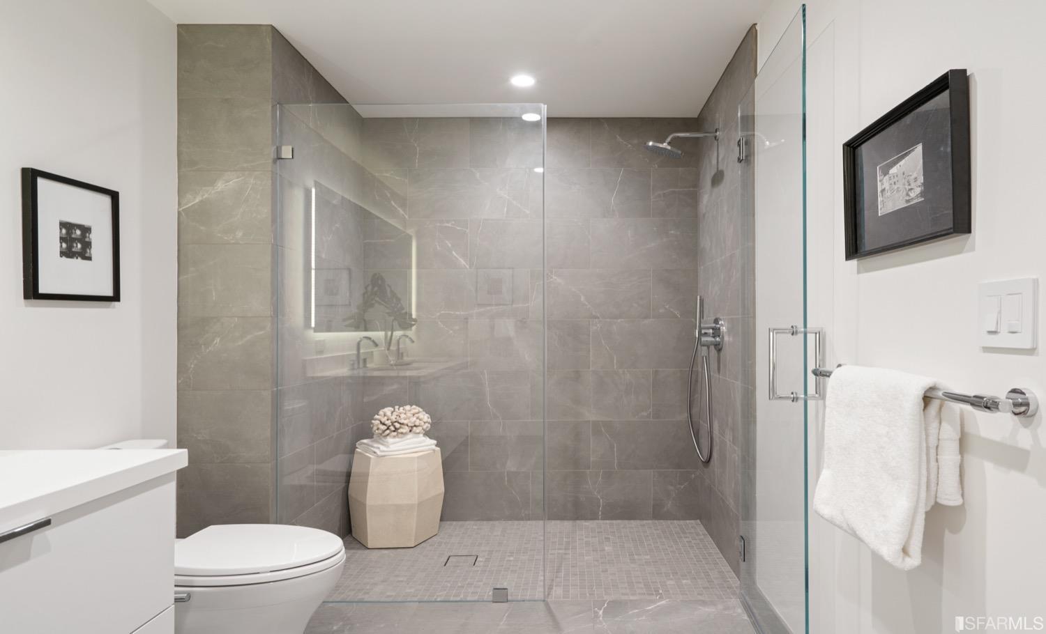 3131 Pierce Street Unit: 404