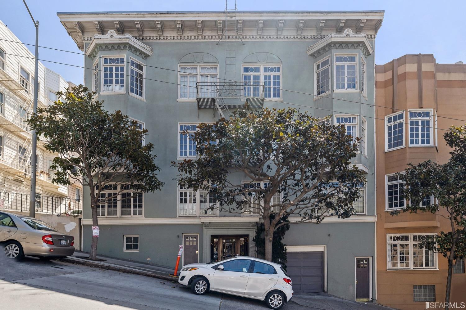 1335 Union Street Unit: 11