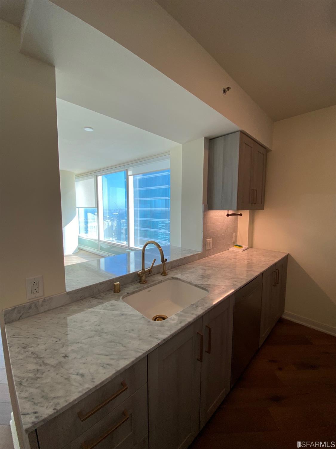401 Harrison Street Unit: 25F