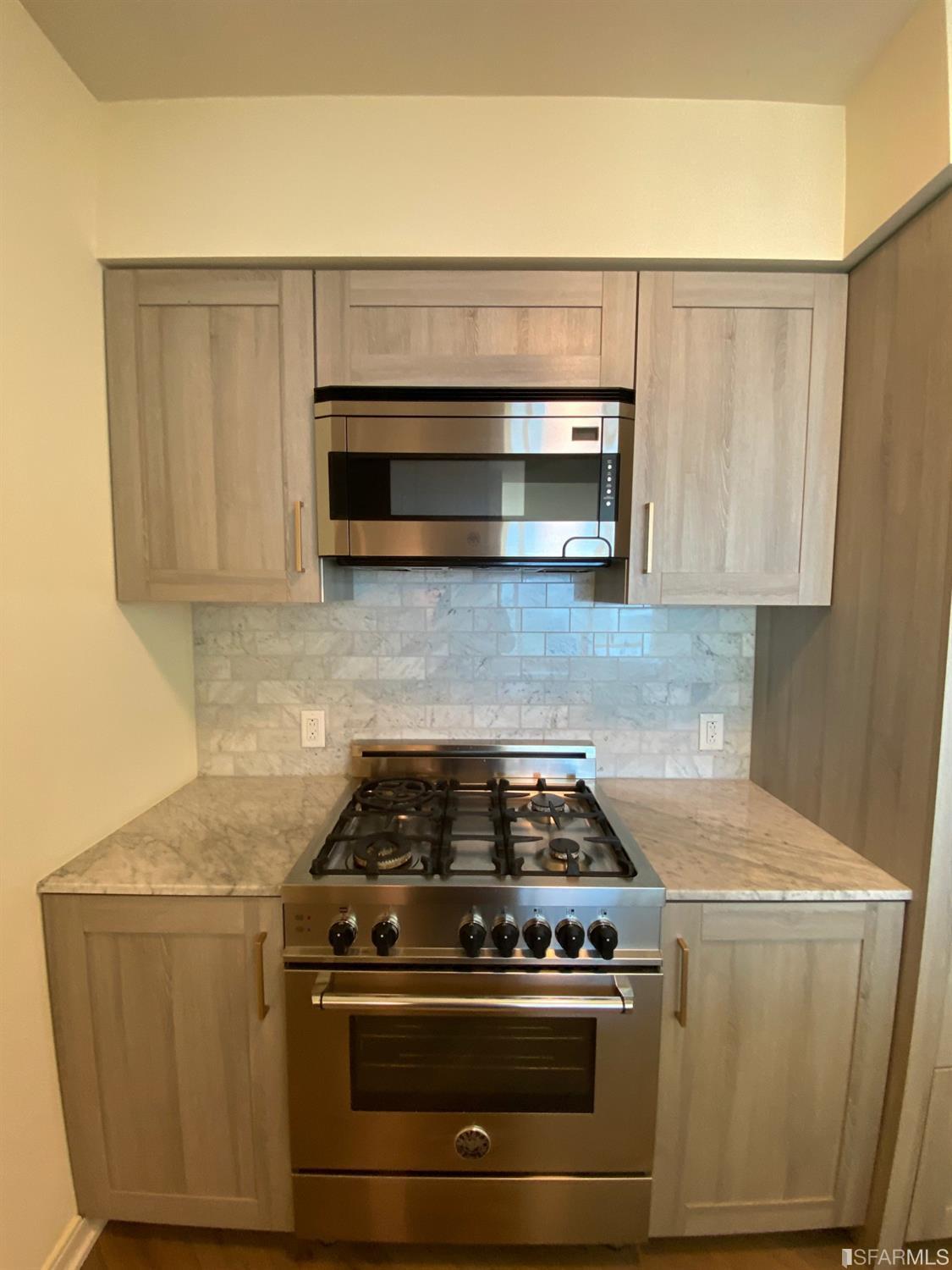 401 Harrison Street Unit: 25F