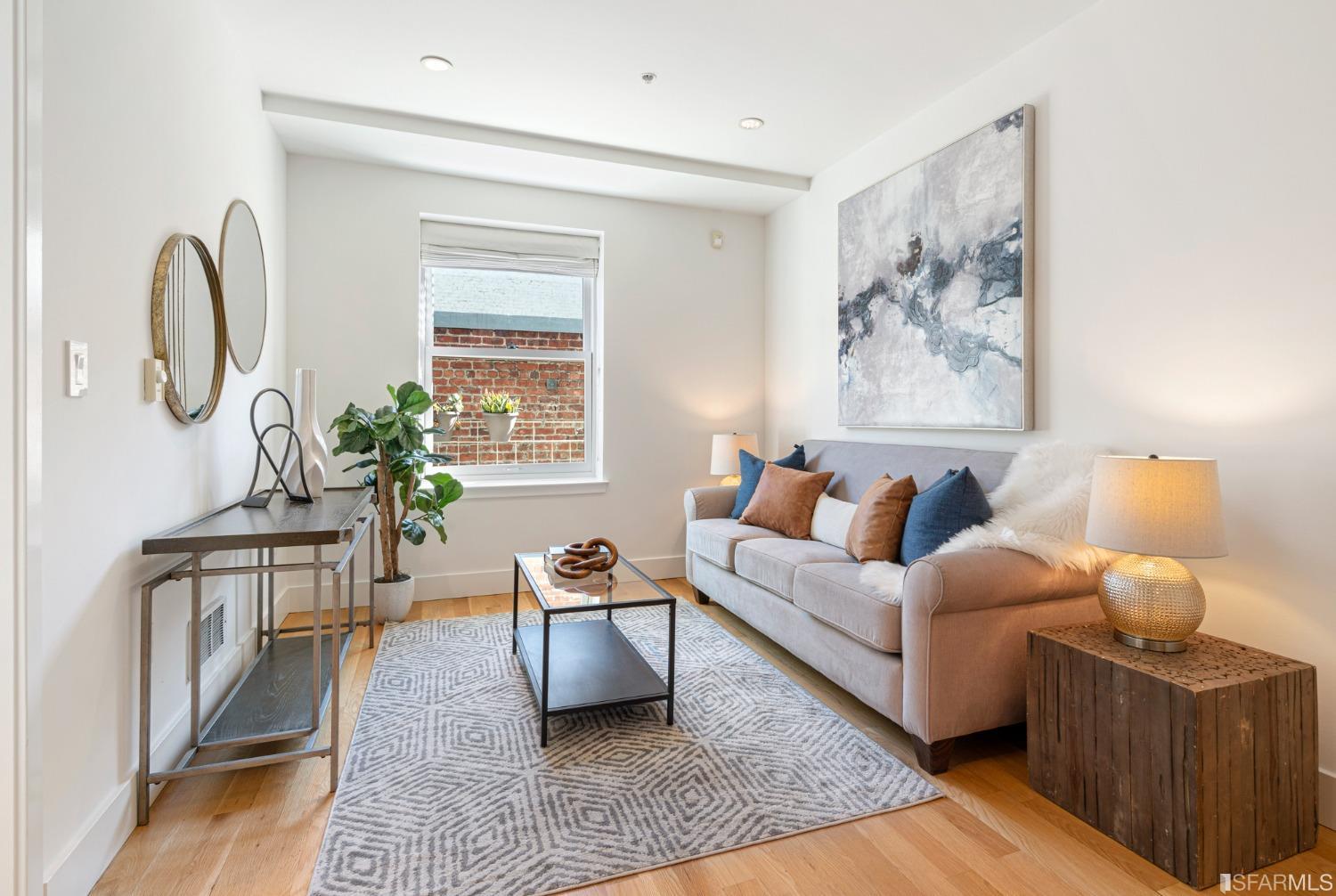 901 Bush Street Unit: 403