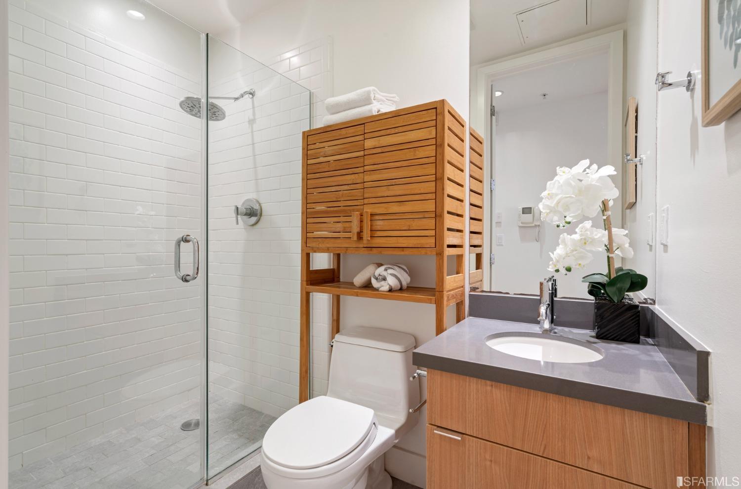 901 Bush Street Unit: 403