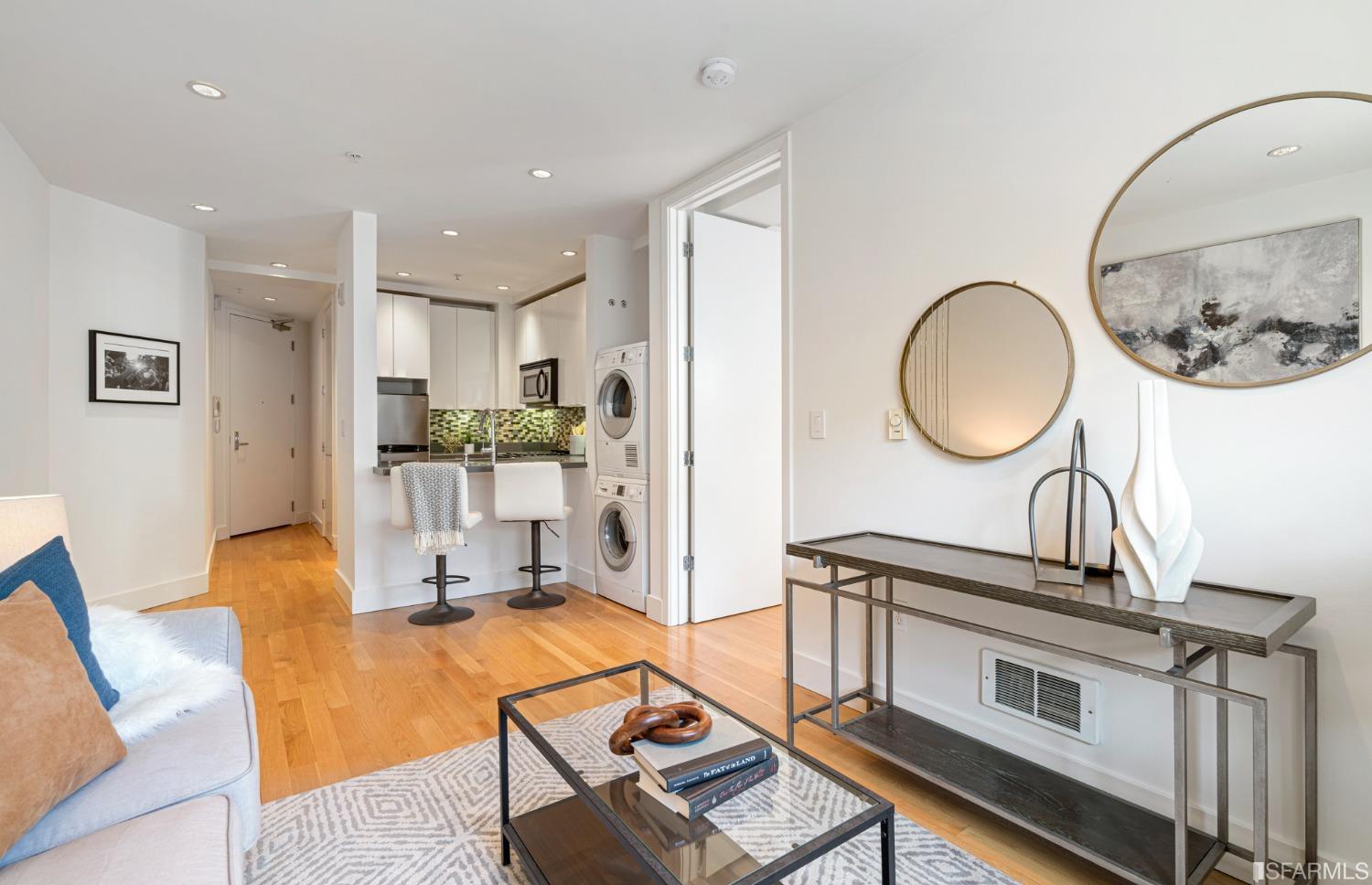 901 Bush Street Unit: 403