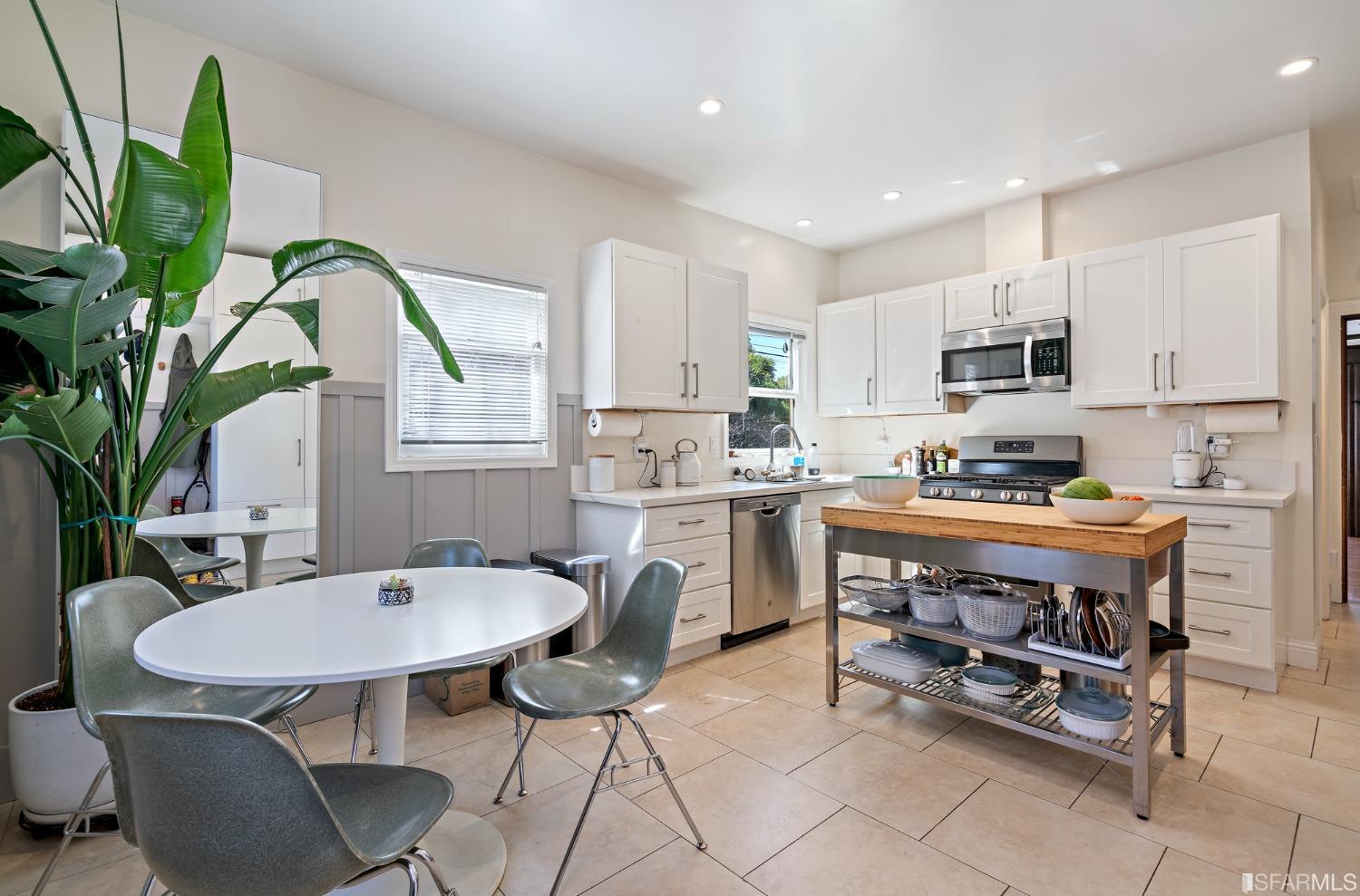 92 Monte Cresta Avenue