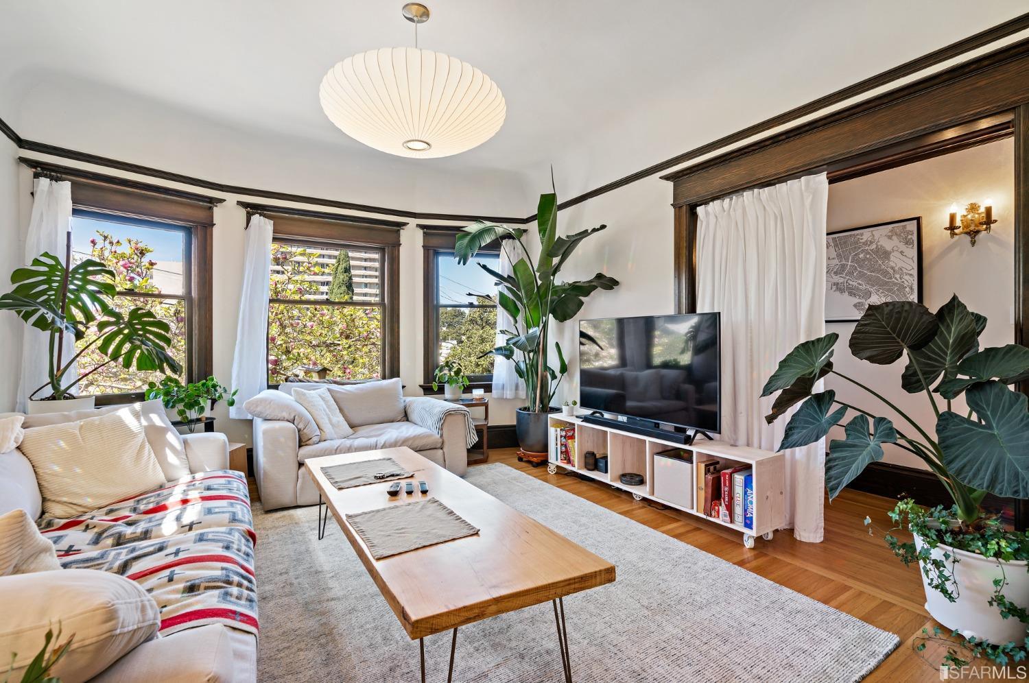 92 Monte Cresta Avenue