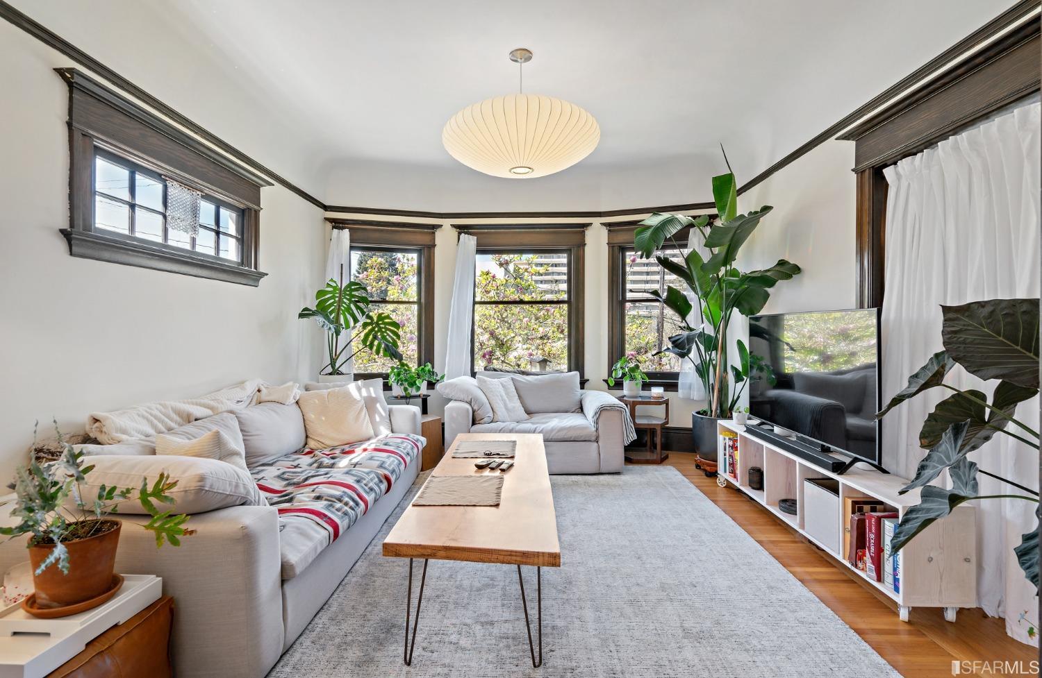 92 Monte Cresta Avenue