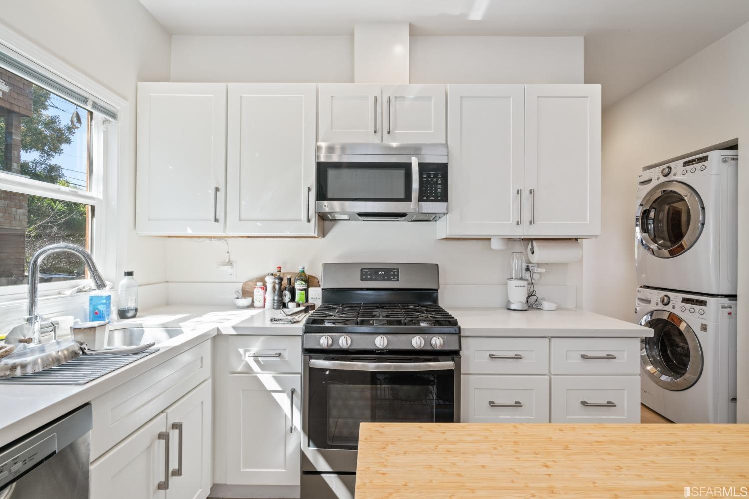 92 Monte Cresta Avenue