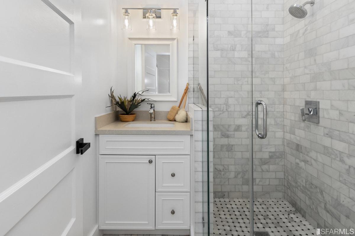 267 Hermann Street Unit: 271