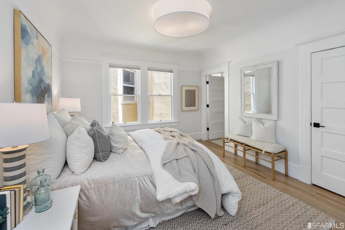 267 Hermann Street Unit: 271