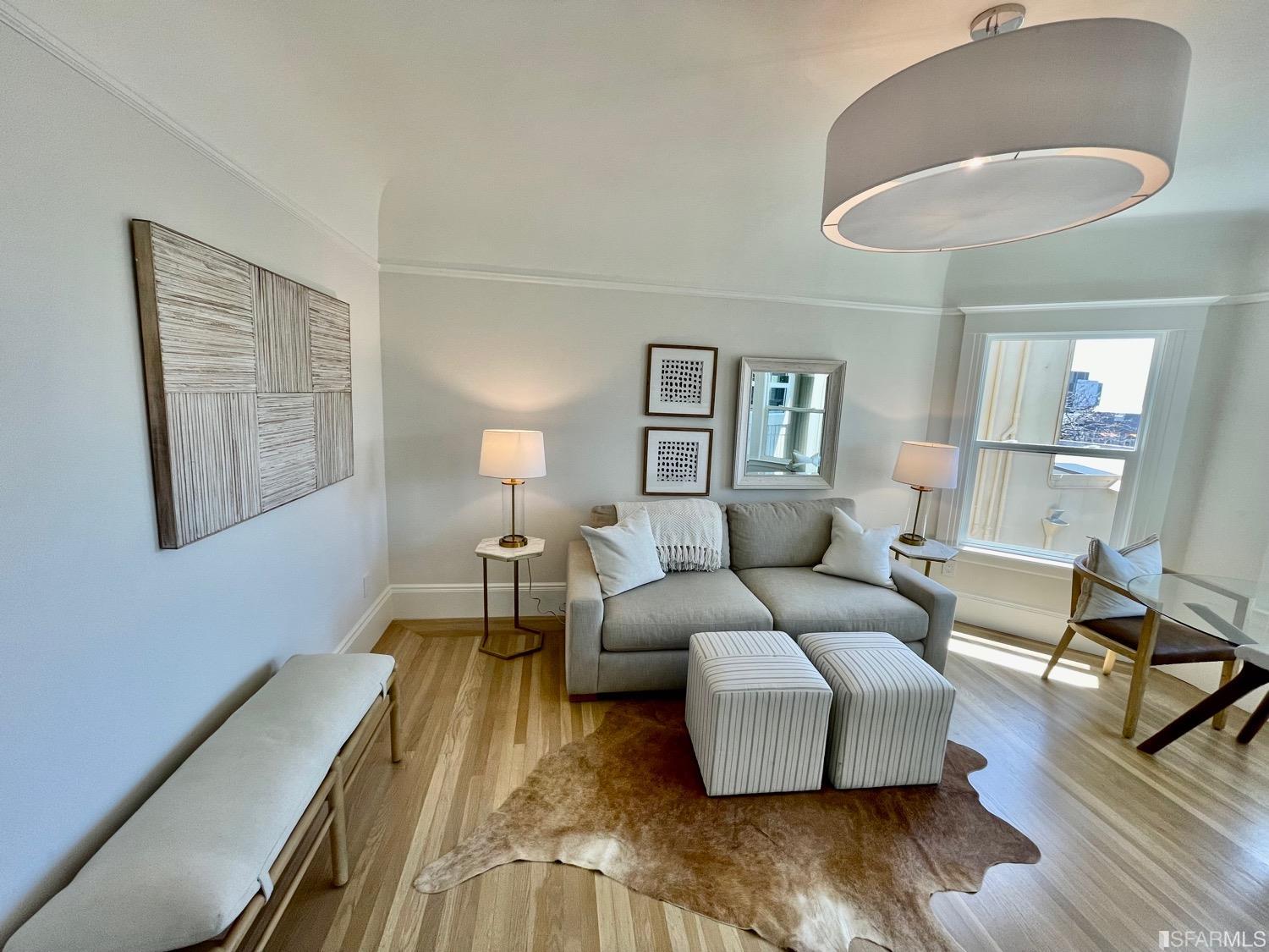 267 Hermann Street Unit: 271