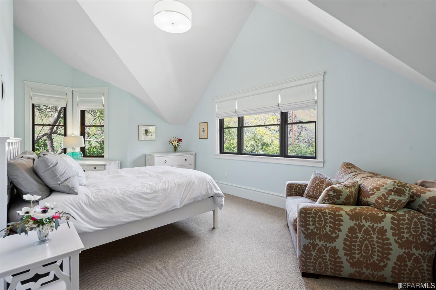 70 Canyon Lake Drive