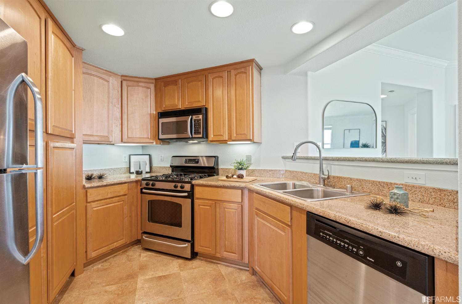 2200 Gellert Boulevard Unit: 6306