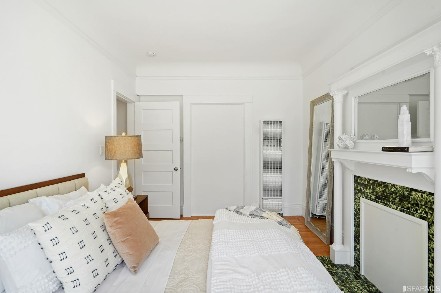 77 Collingwood Street