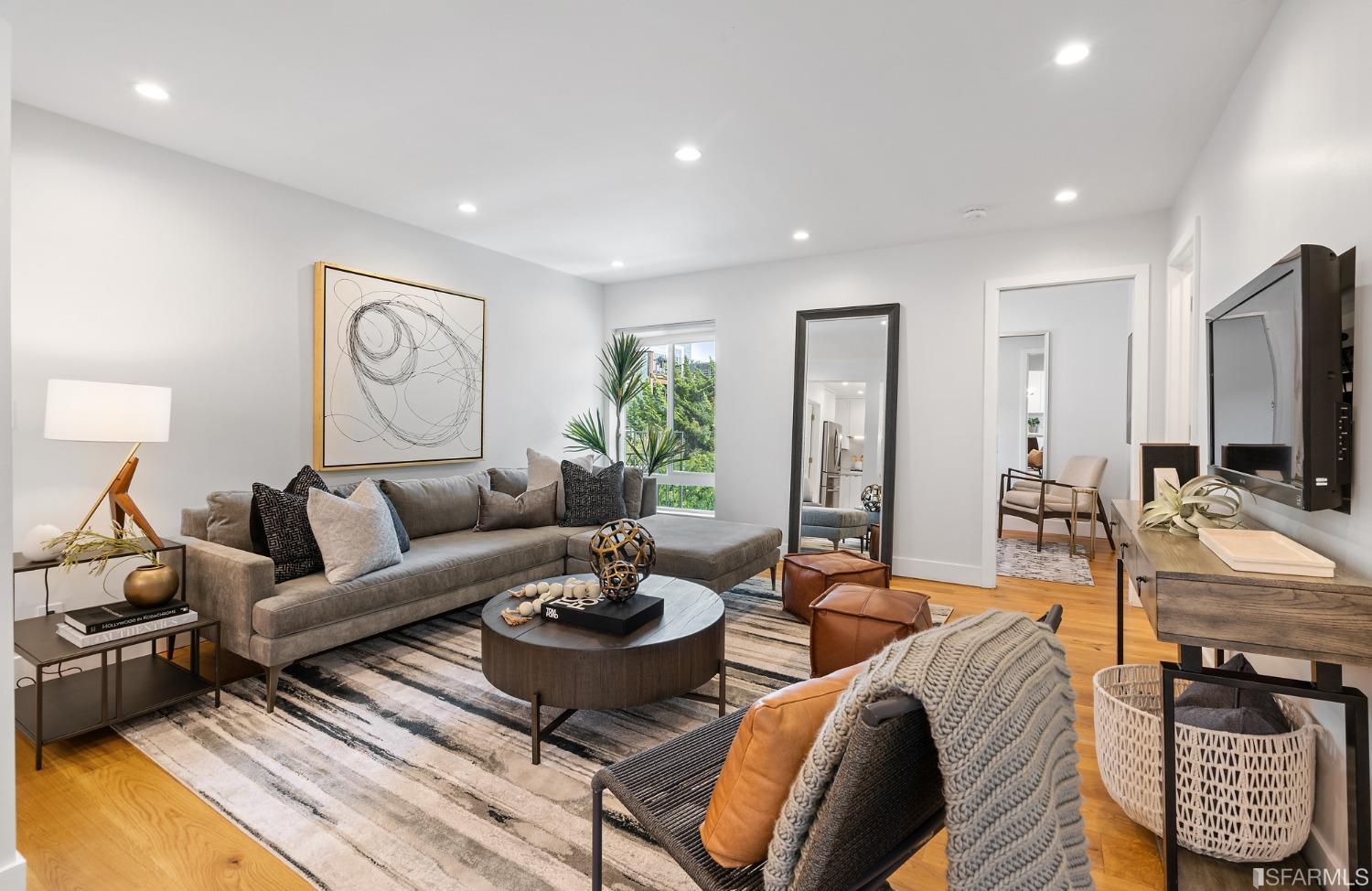 4096 17th Street Unit: 310