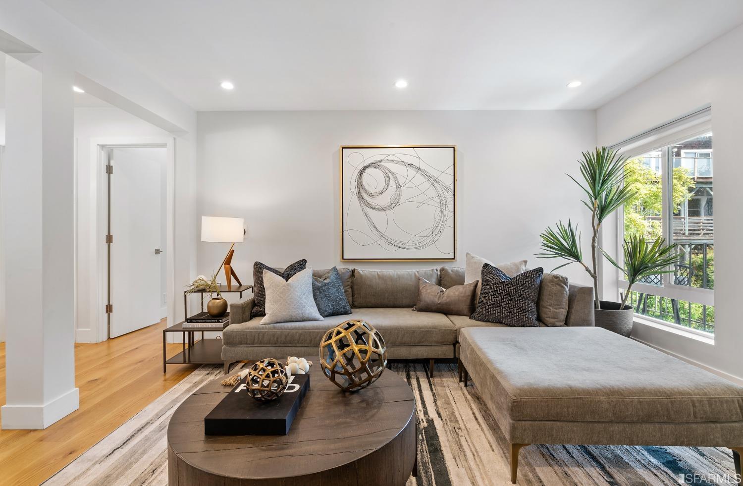 4096 17th Street Unit: 310