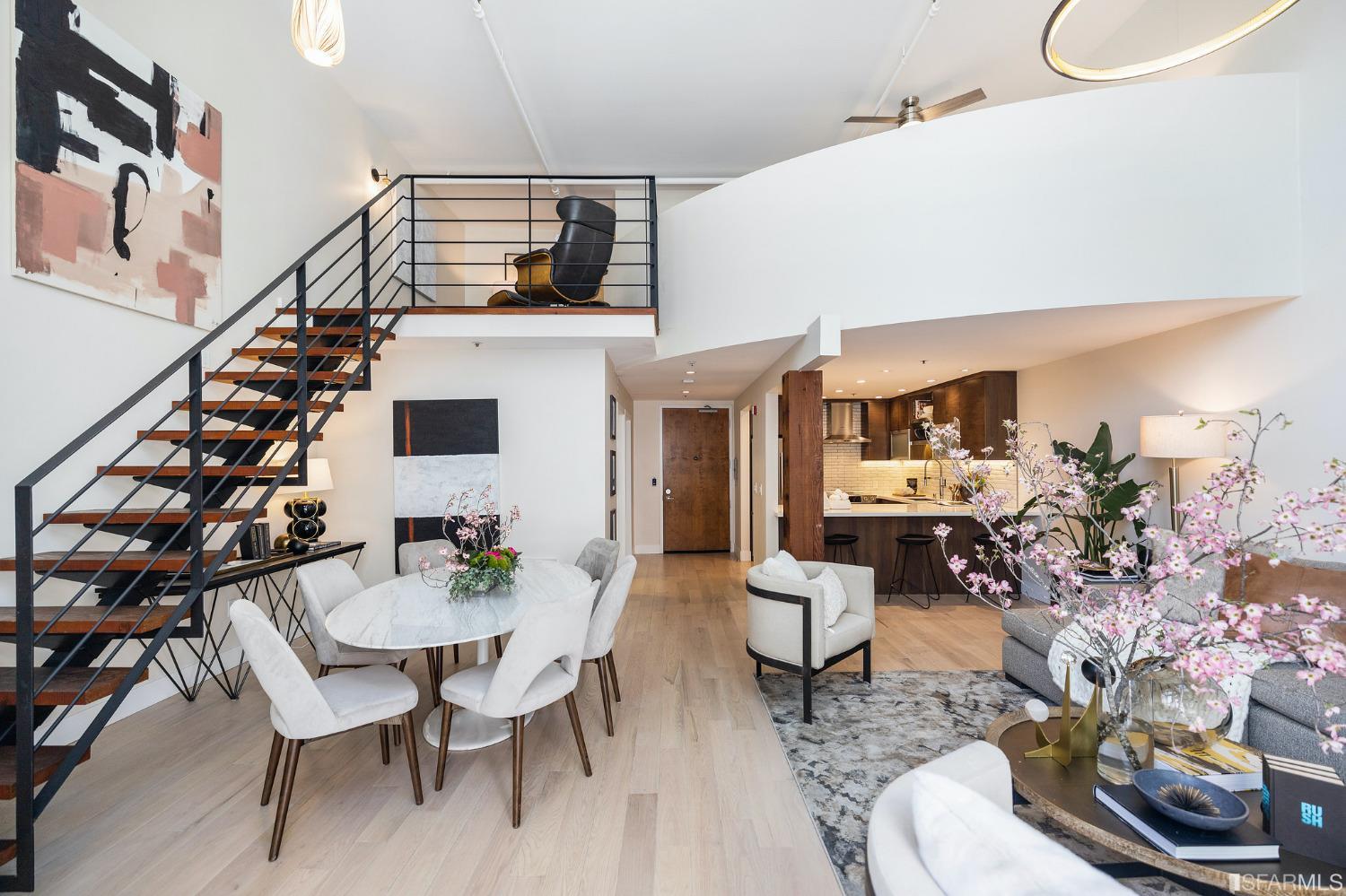 49 Zoe Street Unit: 7