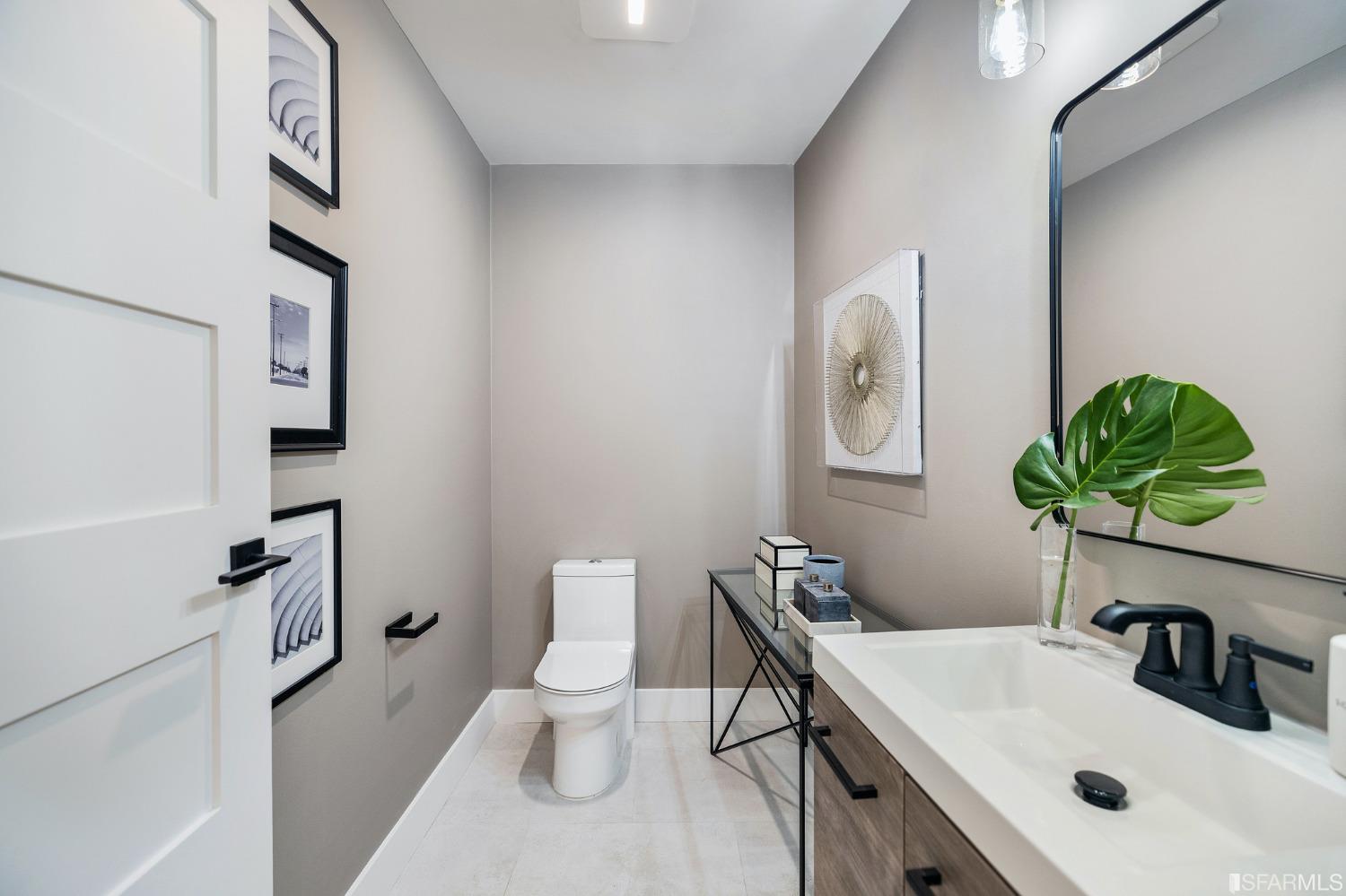 49 Zoe Street Unit: 7