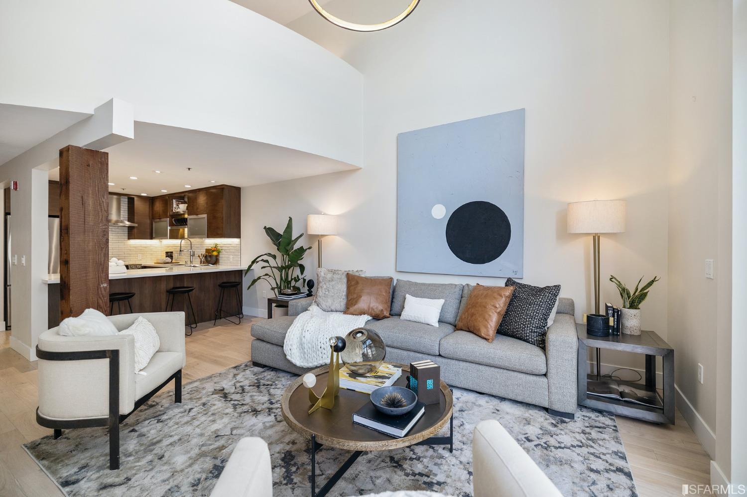 49 Zoe Street Unit: 7