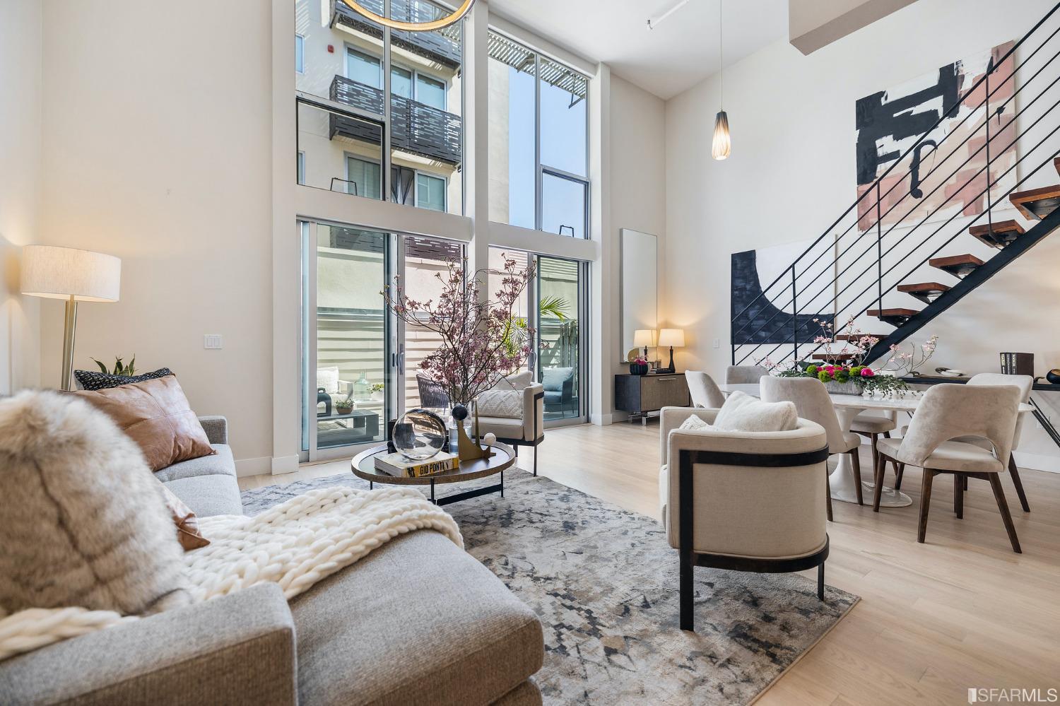 49 Zoe Street Unit: 7