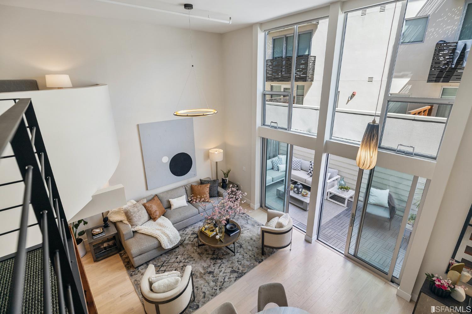 49 Zoe Street Unit: 7