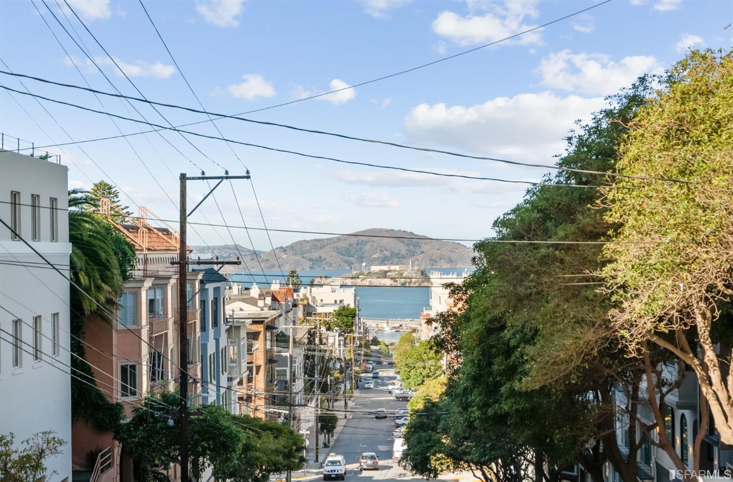 1268 Lombard Street Unit: 4