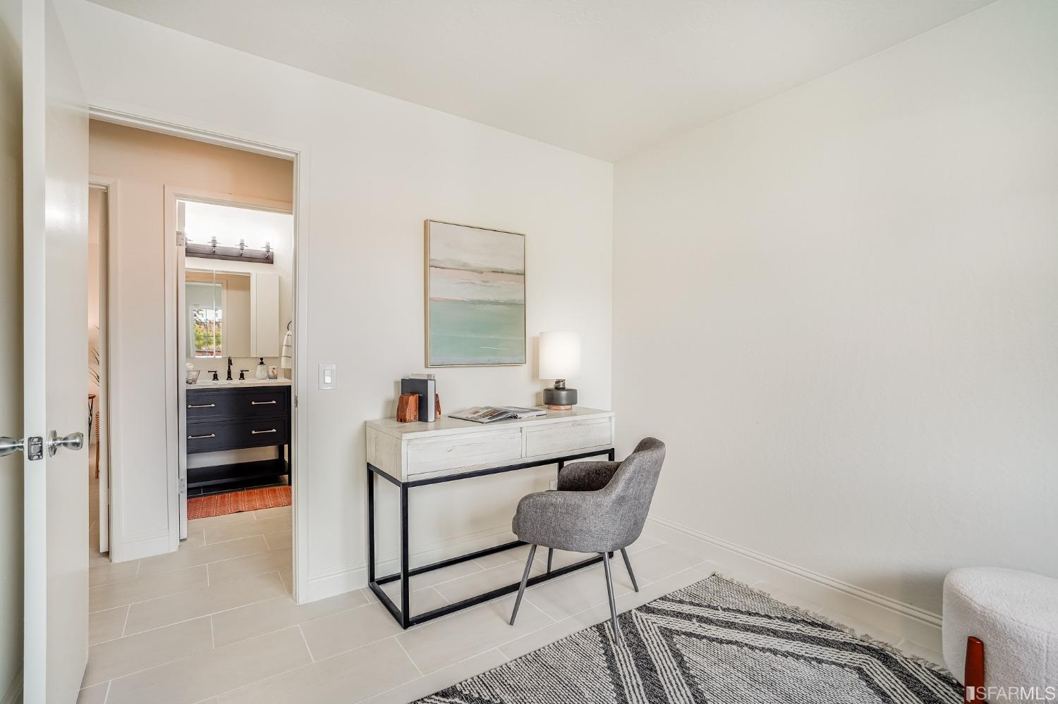 4395 Arrowwood Circle