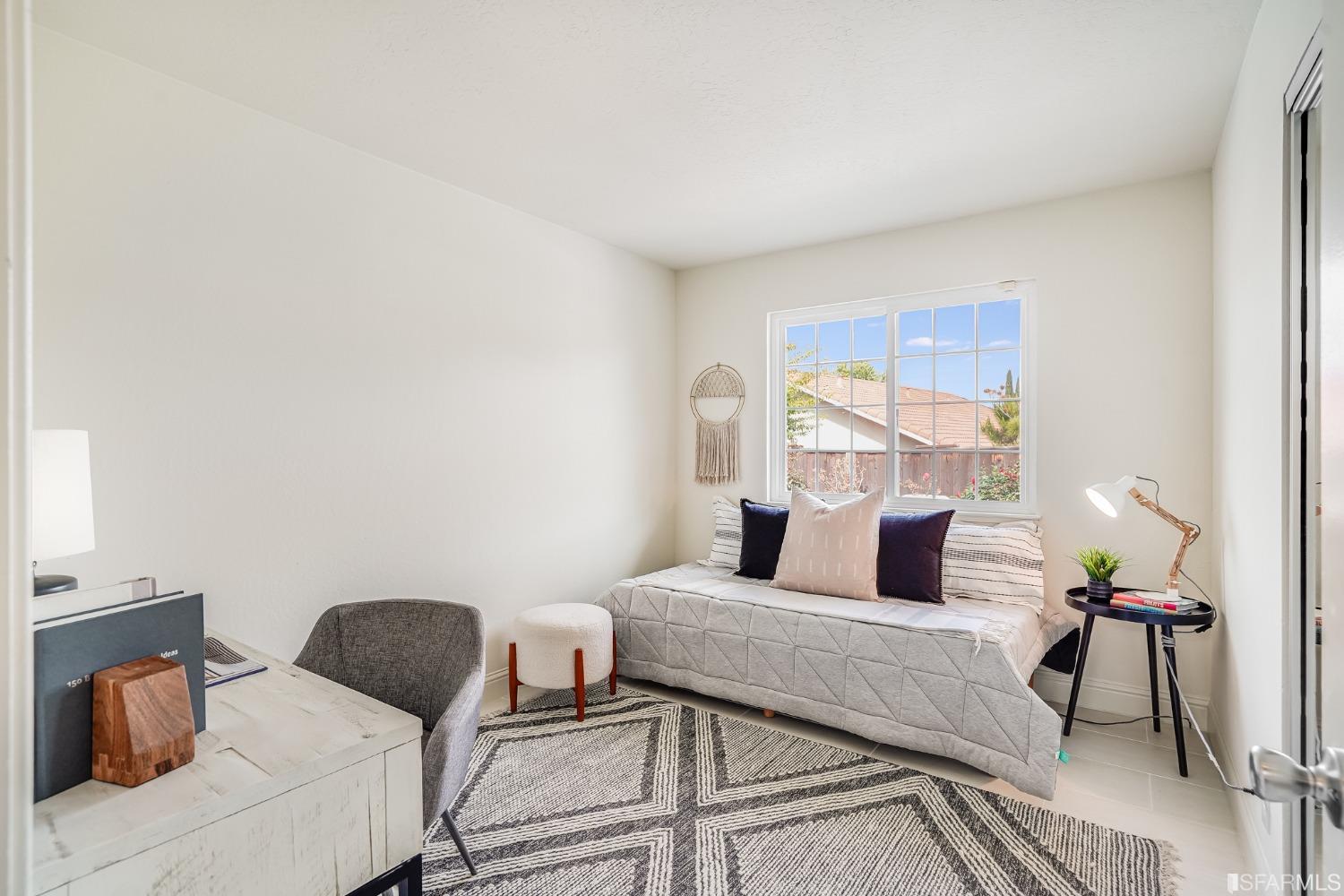 4395 Arrowwood Circle