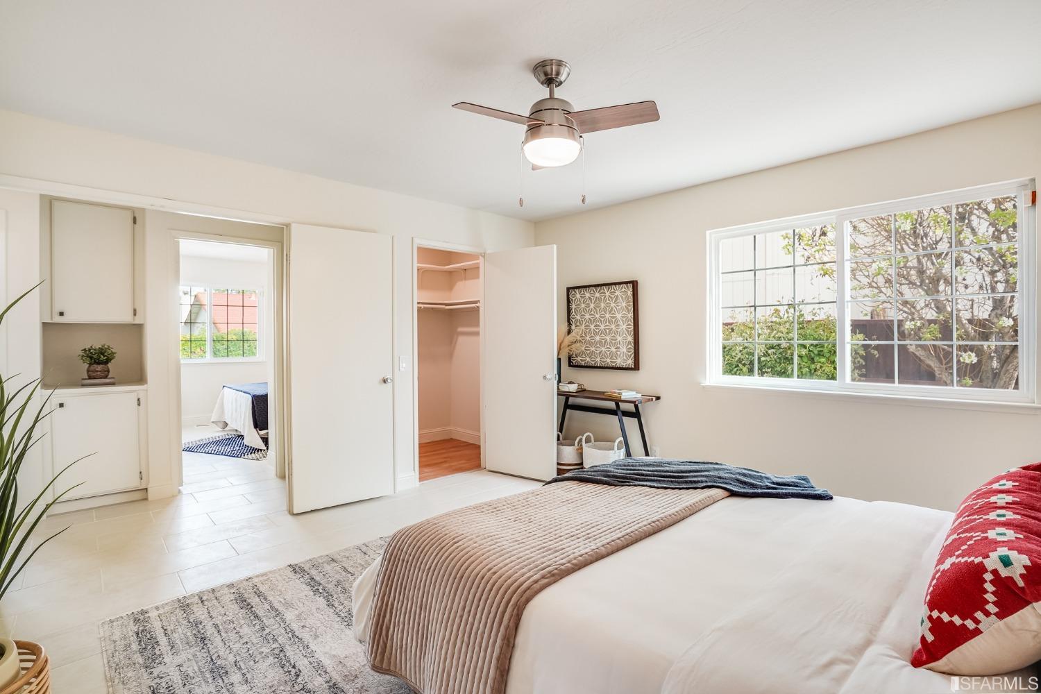 4395 Arrowwood Circle