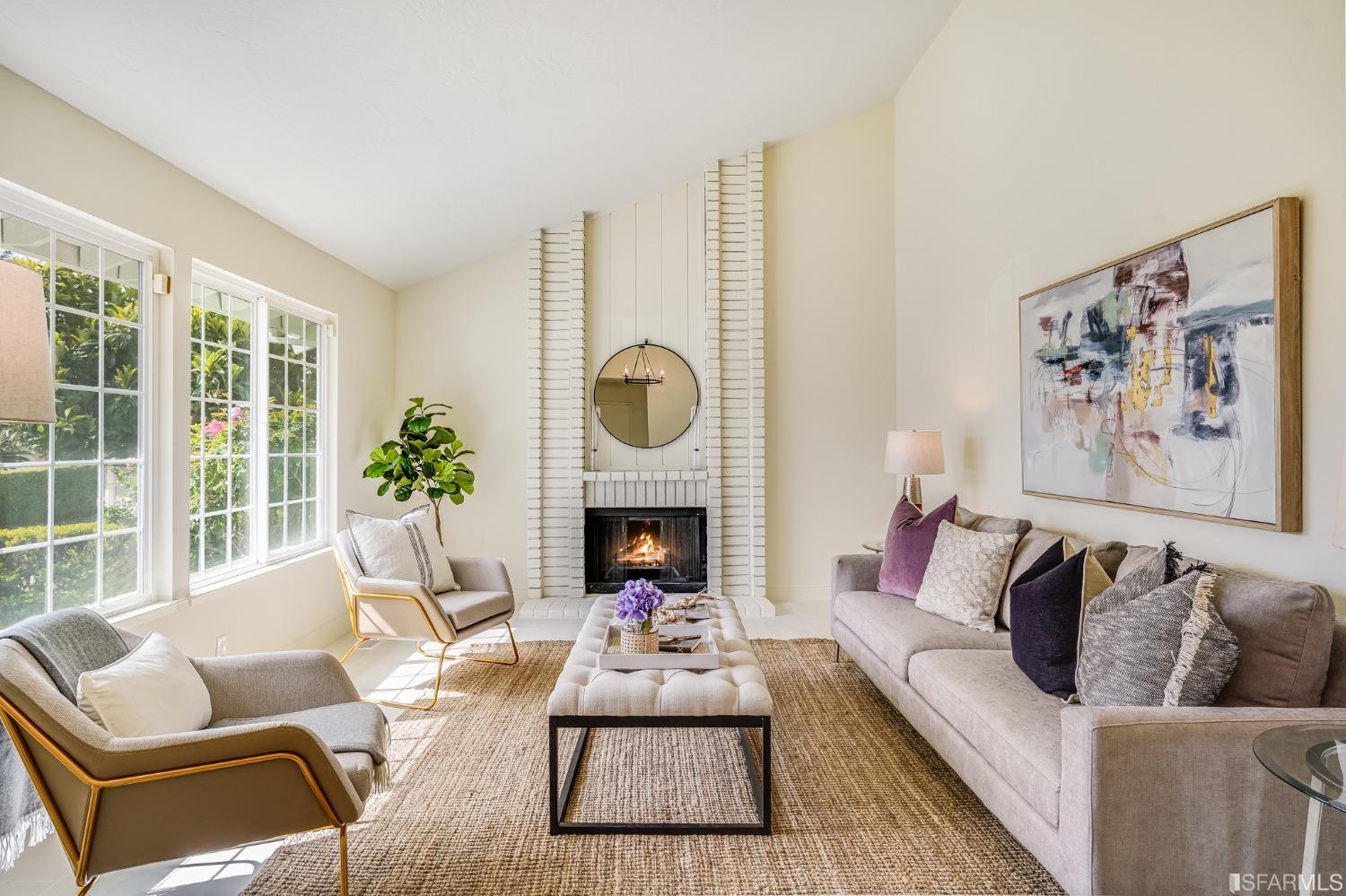 4395 Arrowwood Circle