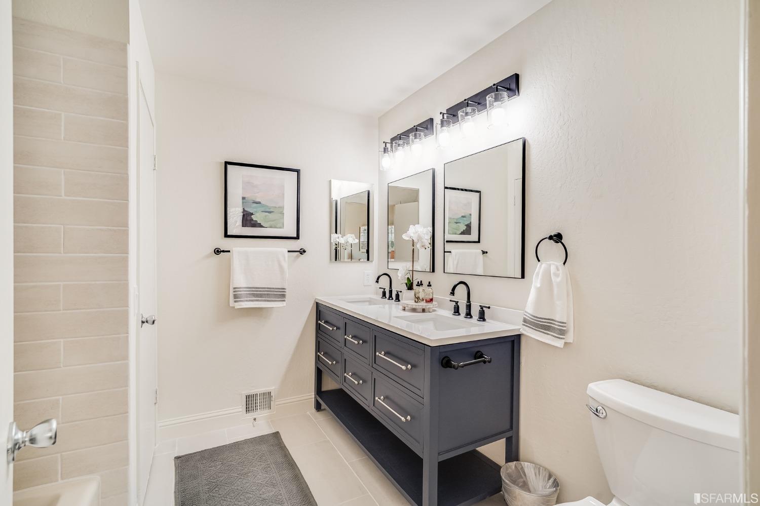 4395 Arrowwood Circle