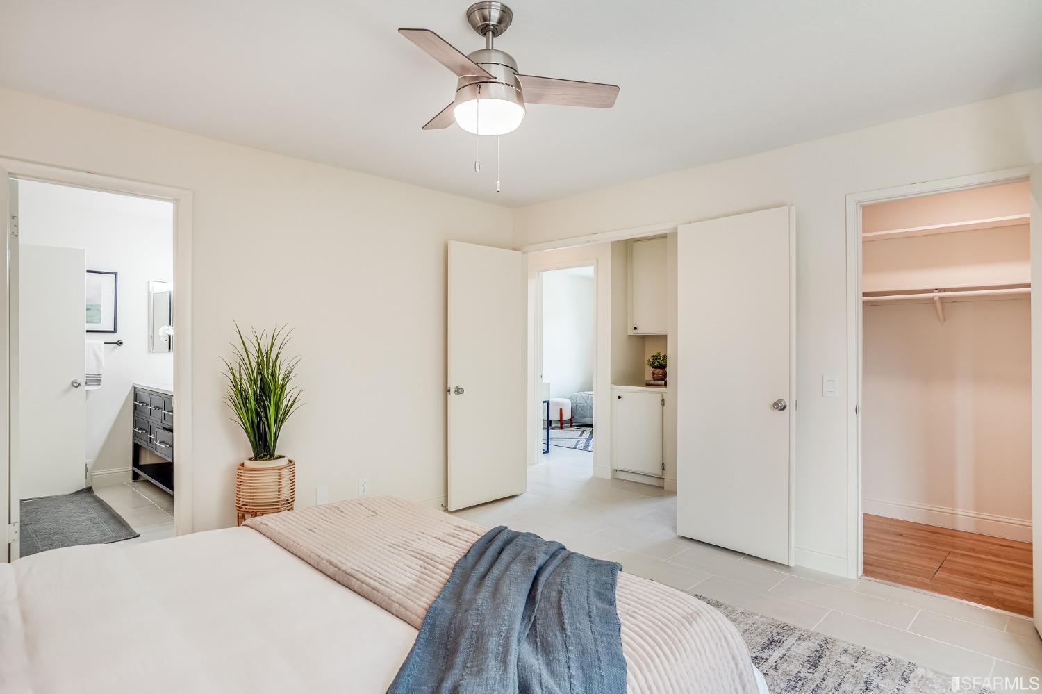 4395 Arrowwood Circle