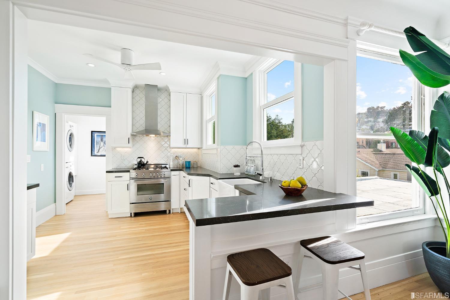 147 Day Street Unit: 3