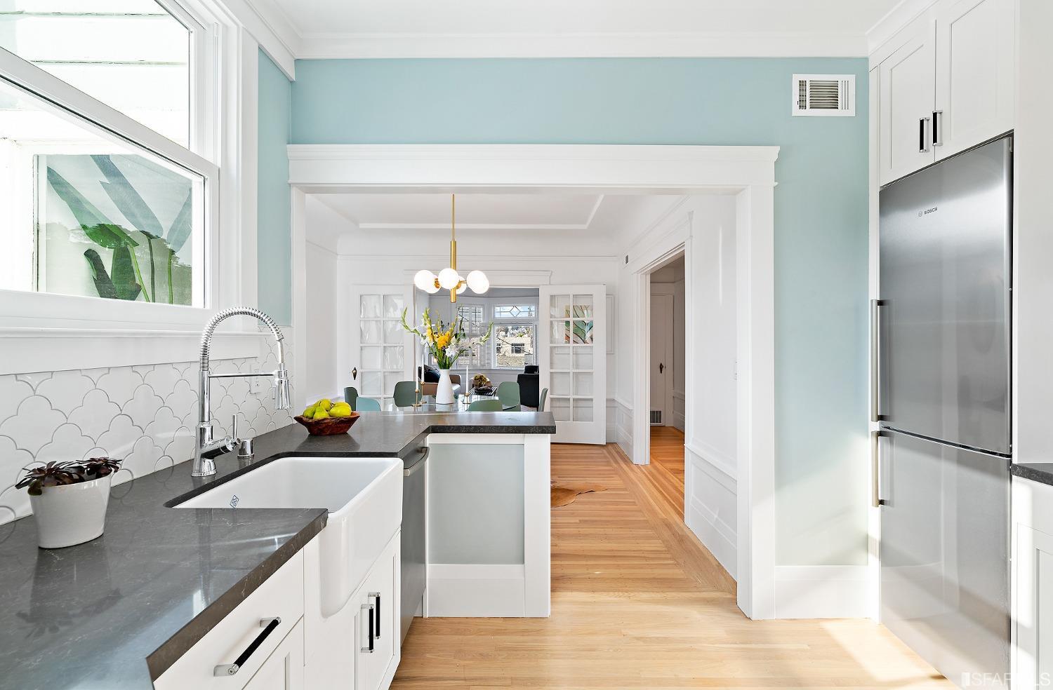 147 Day Street Unit: 3