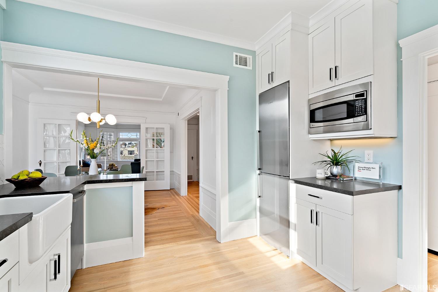 147 Day Street Unit: 3