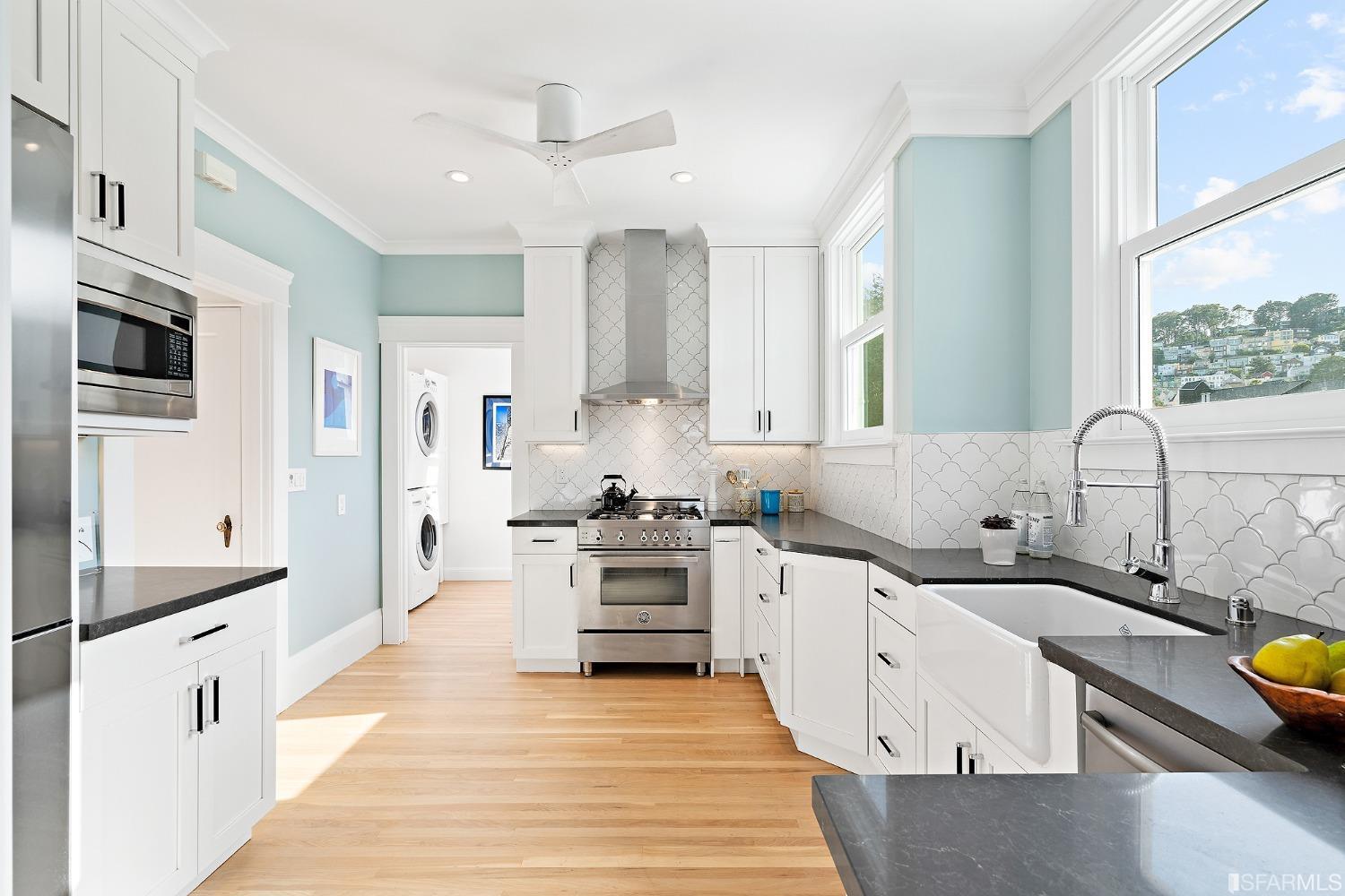 147 Day Street Unit: 3