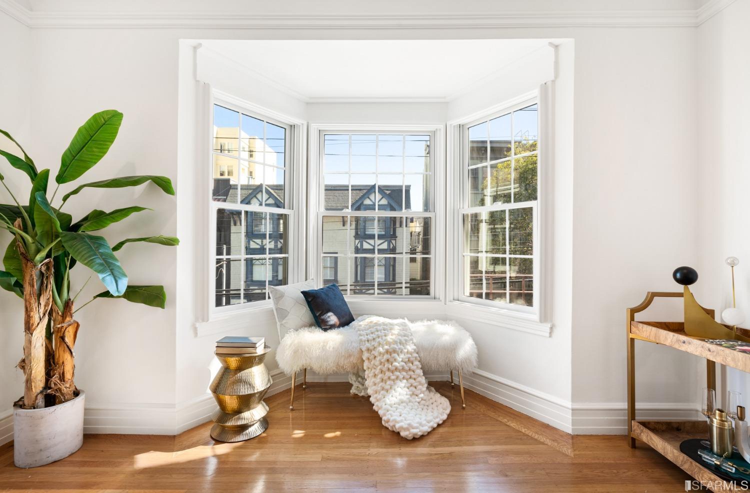 2990 Jackson Street Unit: 4