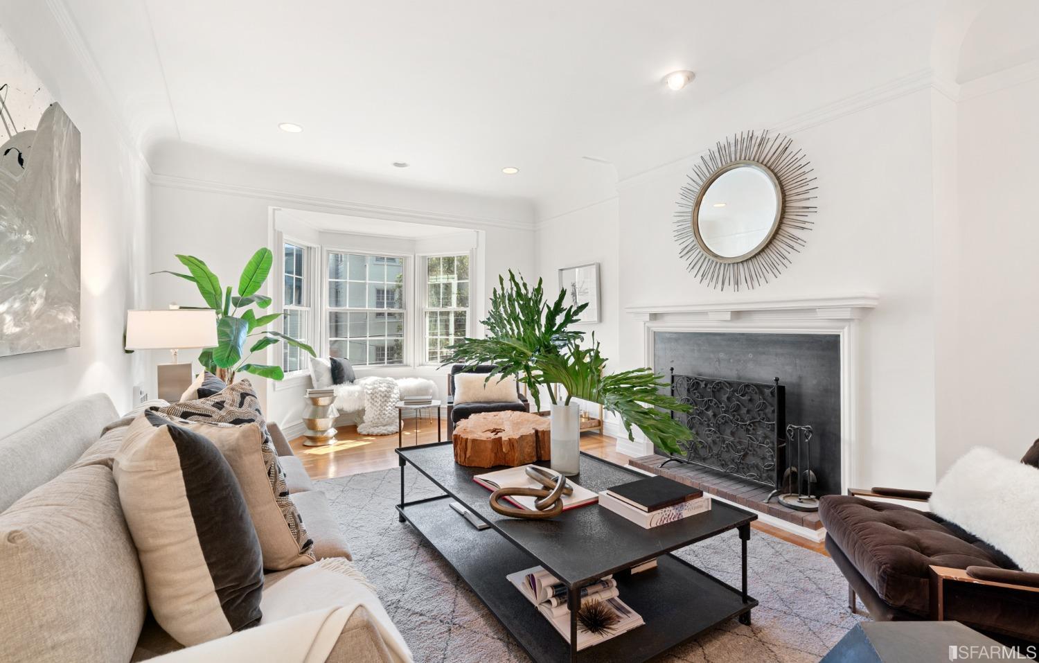 2990 Jackson Street Unit: 4