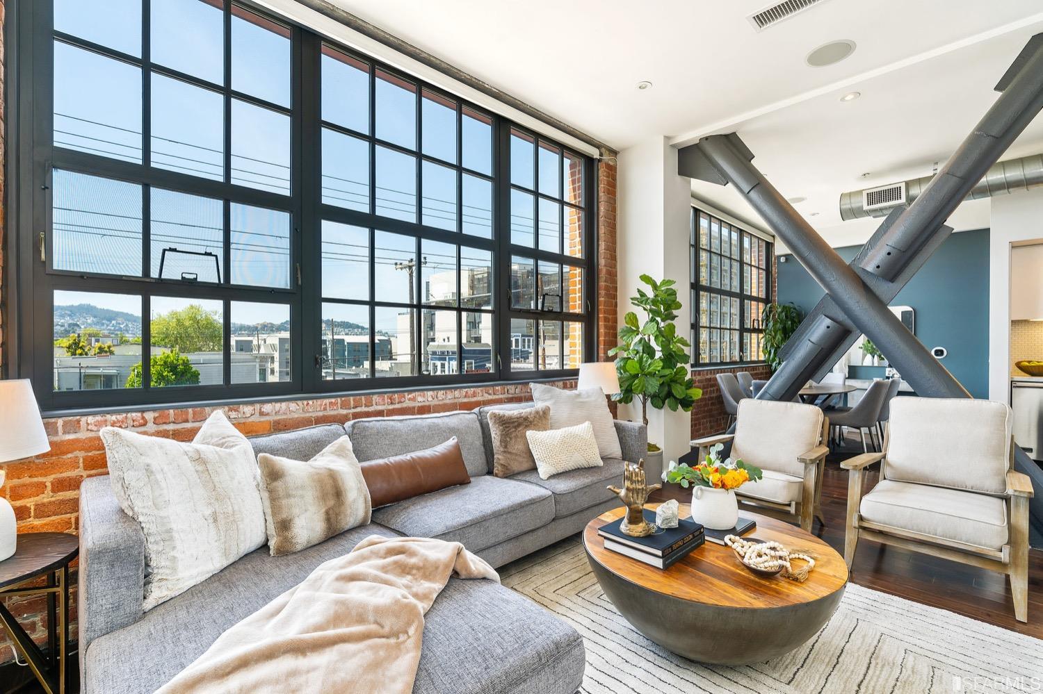 2101 Bryant Street Unit: 304