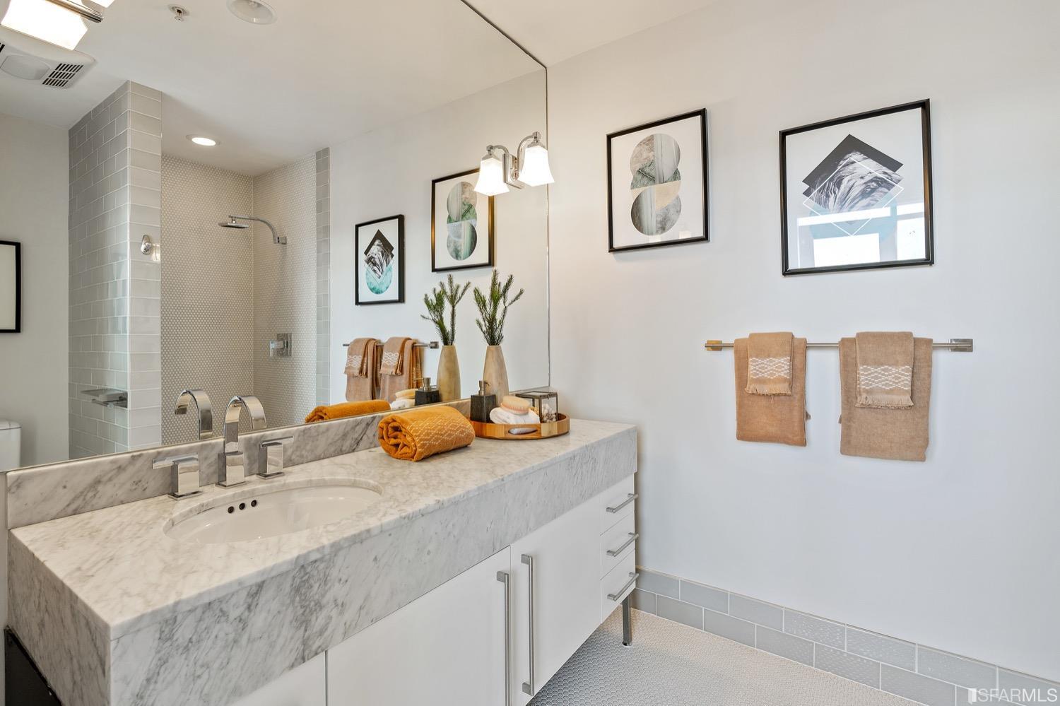 2101 Bryant Street Unit: 304