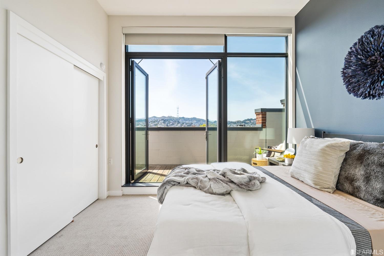 2101 Bryant Street Unit: 304