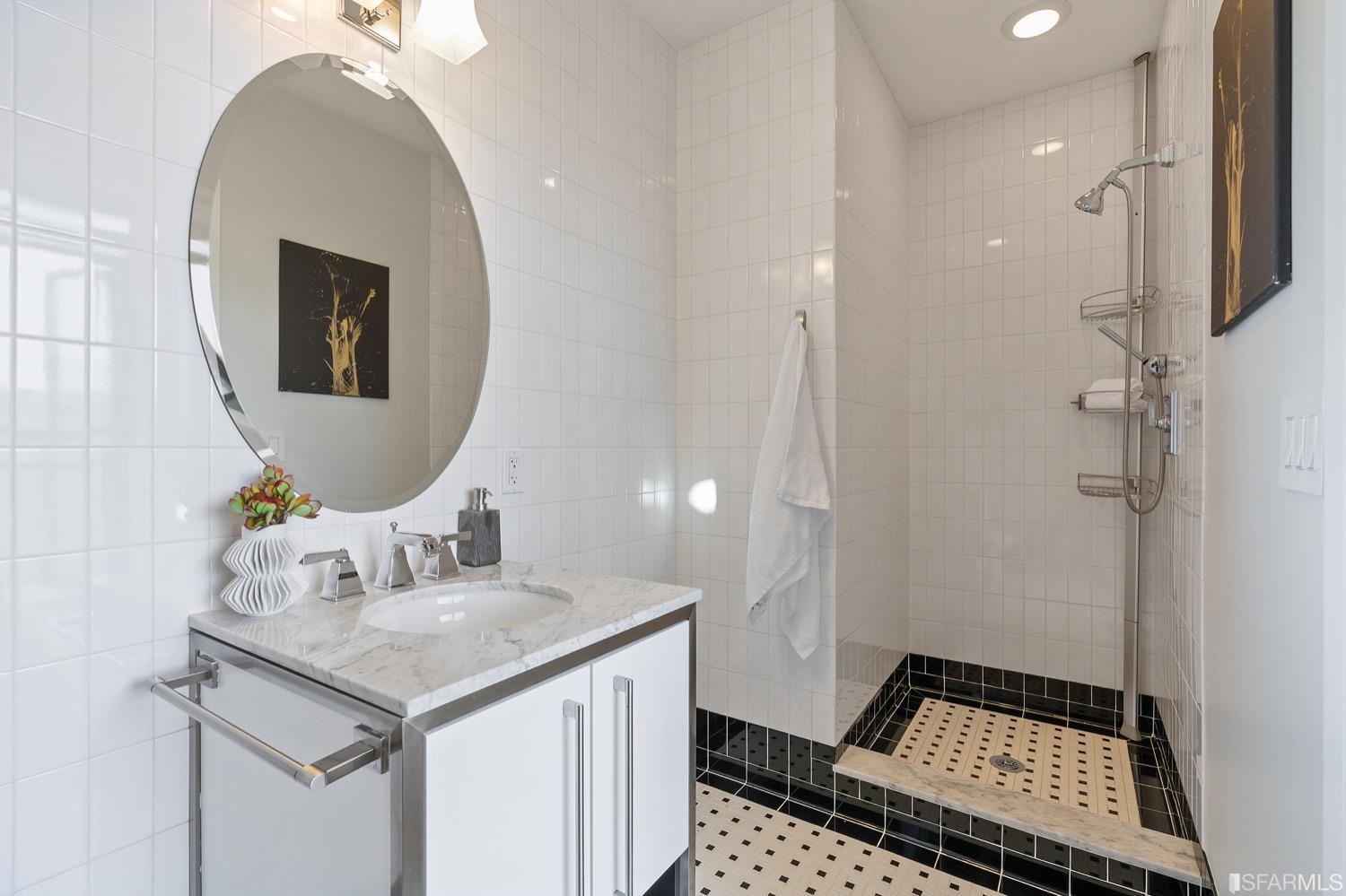 2101 Bryant Street Unit: 304